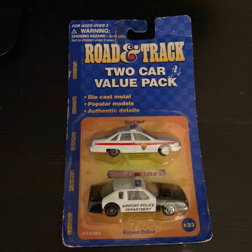 Maisto cars 3 2 packs - Picture 7 of 8
